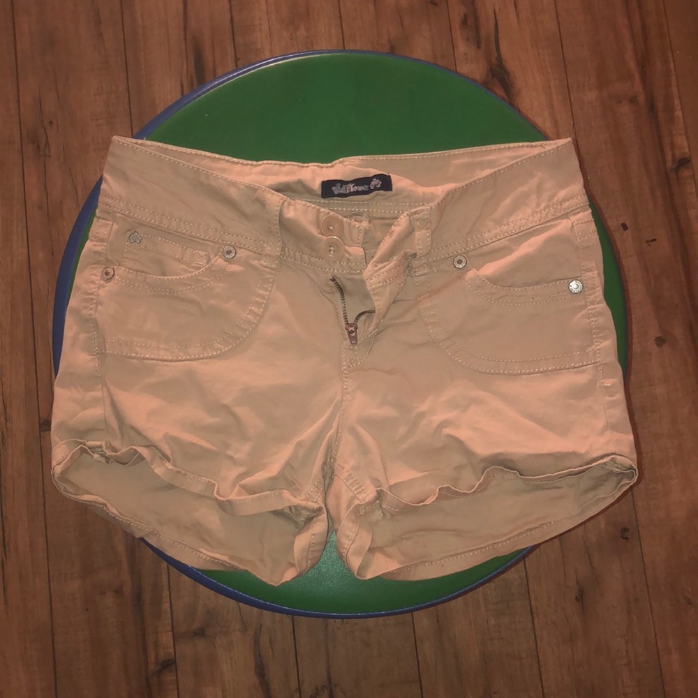 Khaki shorts